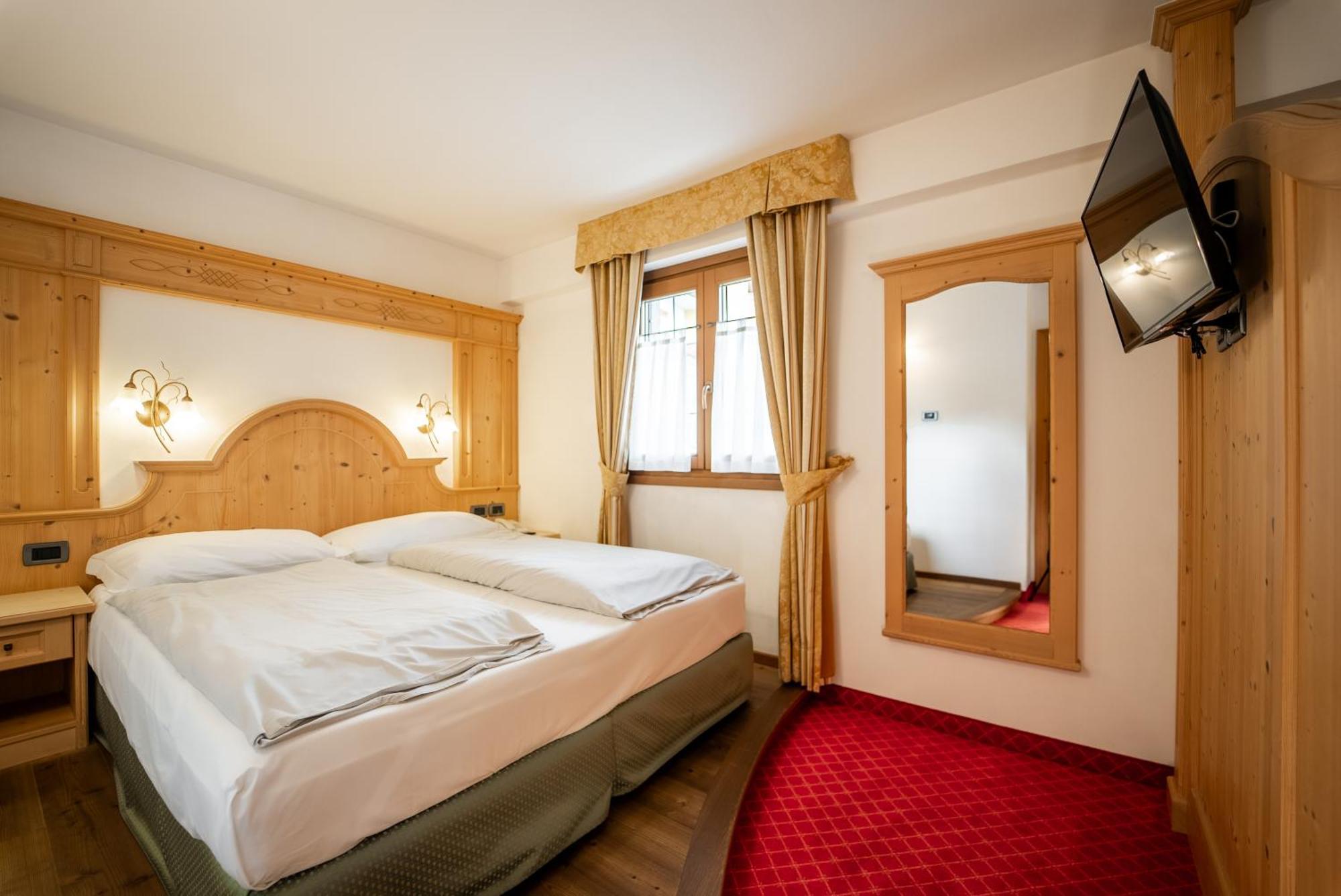 Chalet Campiglio Imperiale มาดอนนาดีกัมปิโญ ภายนอก รูปภาพ