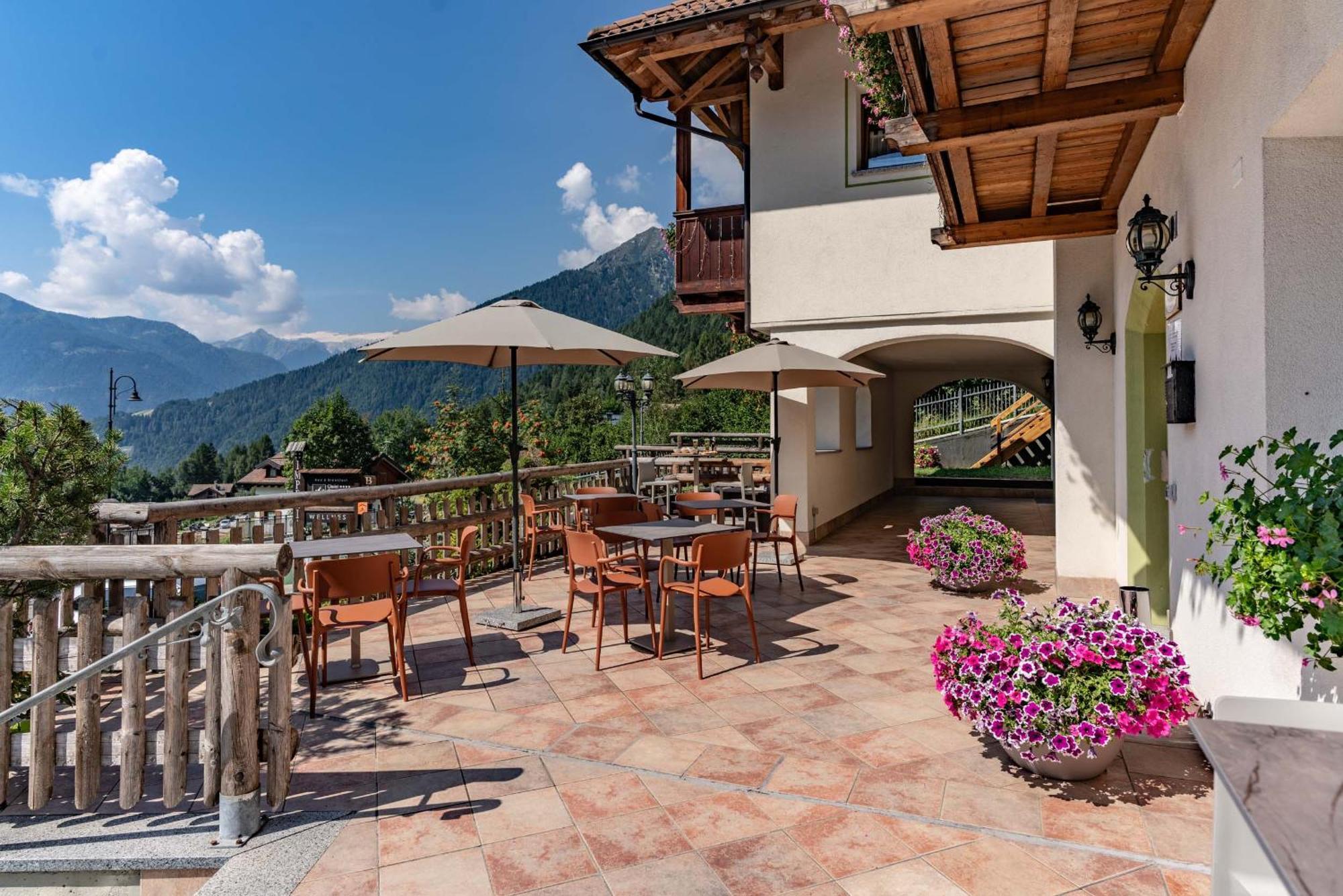 Chalet Campiglio Imperiale มาดอนนาดีกัมปิโญ ภายนอก รูปภาพ