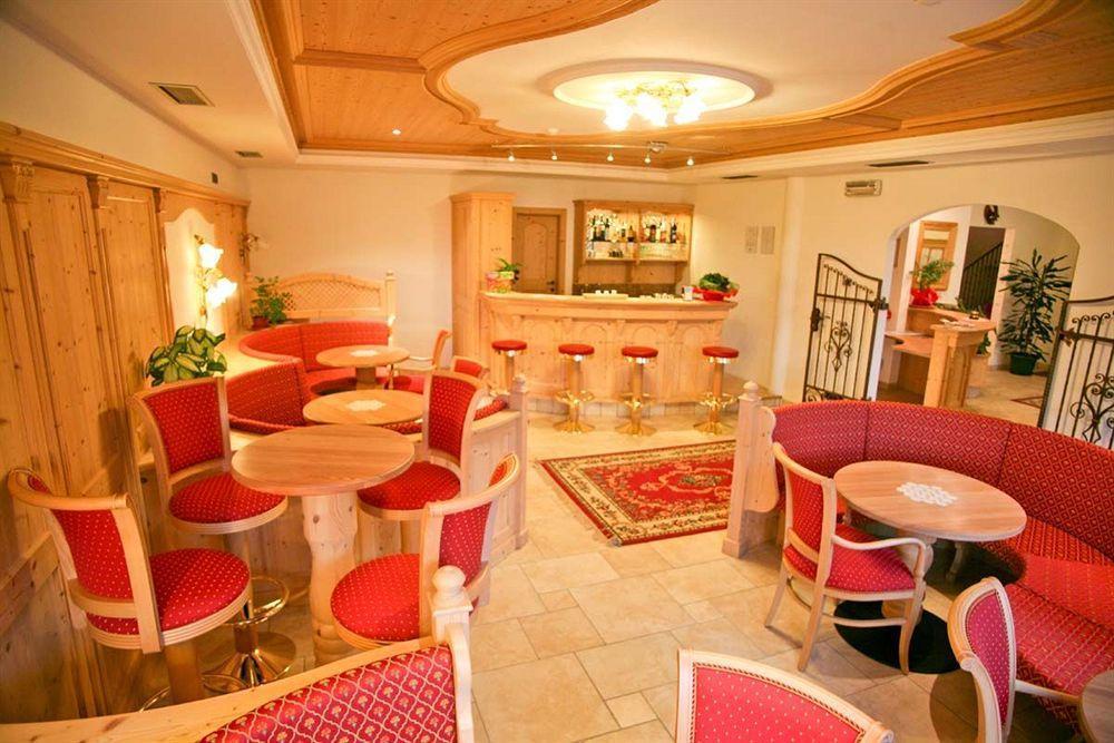 Chalet Campiglio Imperiale มาดอนนาดีกัมปิโญ ภายนอก รูปภาพ