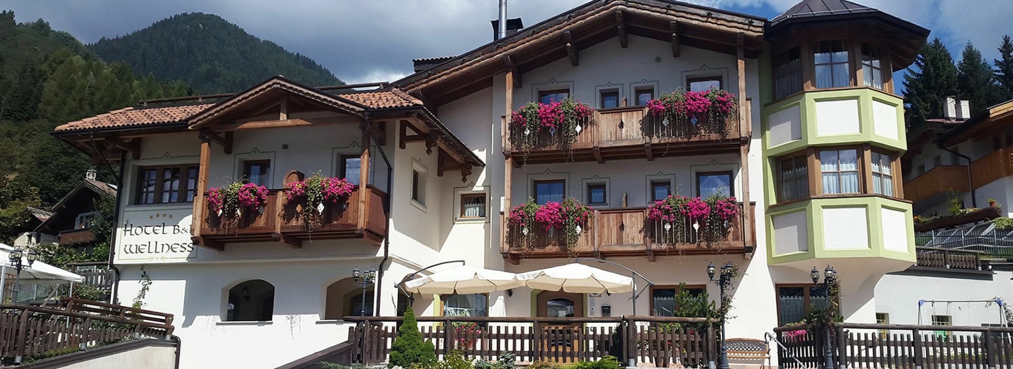 Chalet Campiglio Imperiale มาดอนนาดีกัมปิโญ ภายนอก รูปภาพ